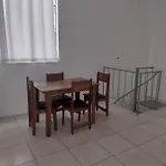 Apartamento mobiliado a 30 metros da praia en centro Balneario Camboriu