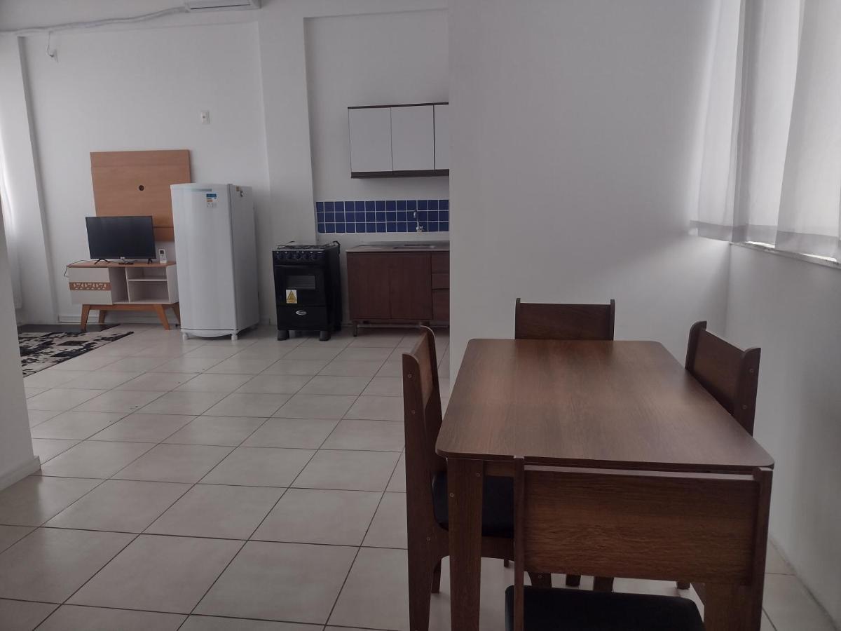 Apartamento Mobiliado A 30 Metros Da Praia En Centro Balneario Camboriu